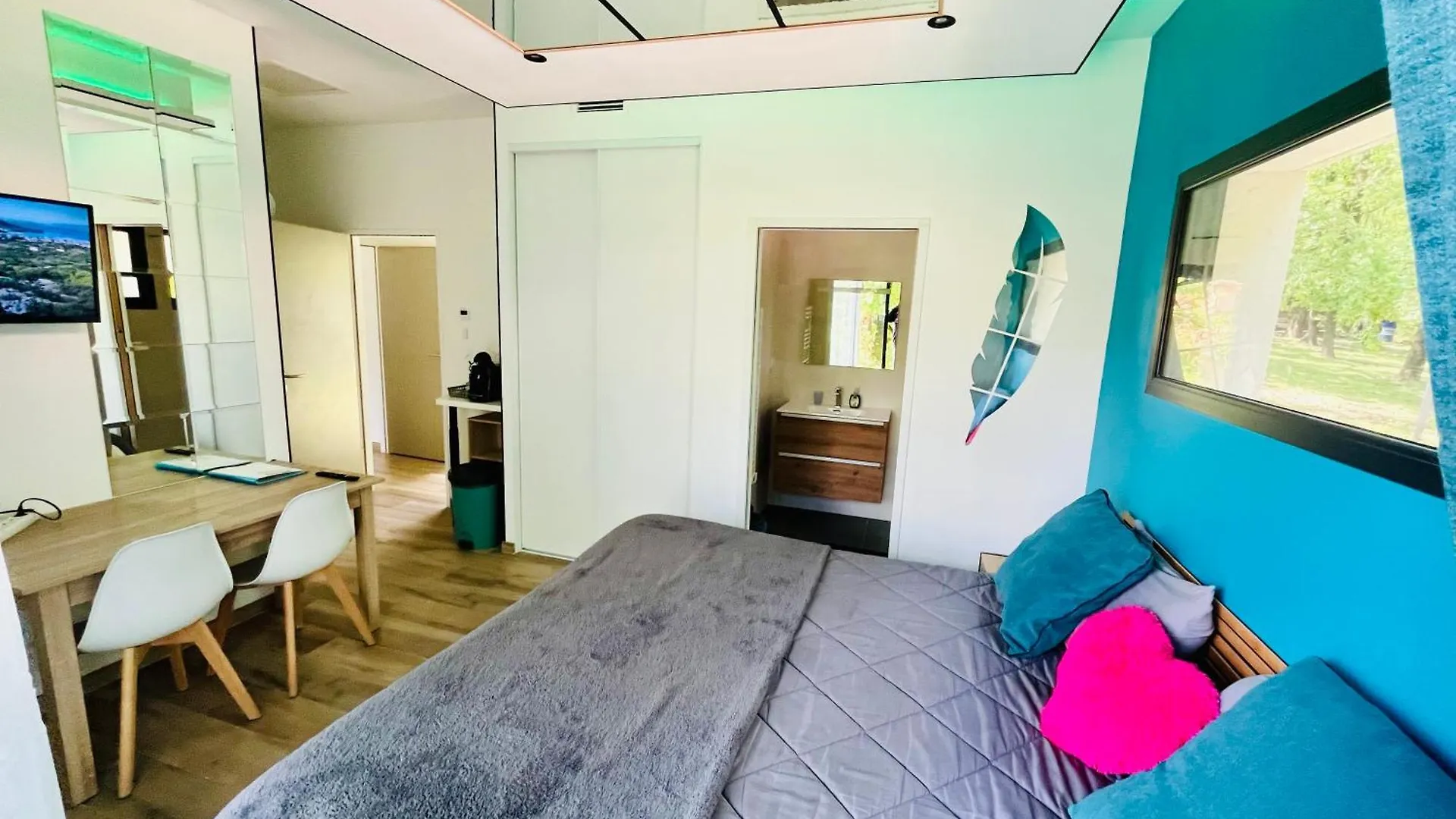 Studio Chic & Champetre 0*, Aussonne